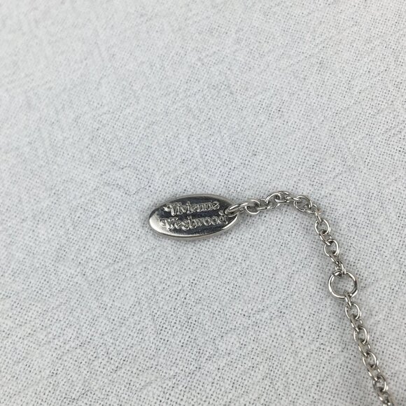 Vivienne Westwood silvery Safety Pin Pearl Necklace - Picture 5 of 9